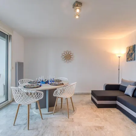 Le Bellevue A Pyramide 아파트